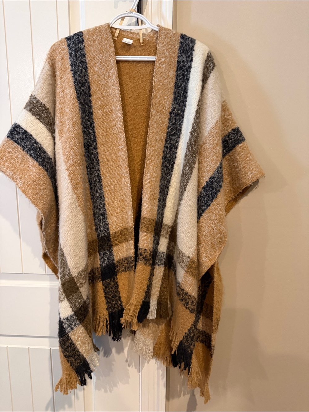 jcpenney Striped Knit Poncho in Camel, Cream & Black